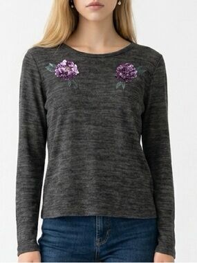 Zara sweater Size 8 black with purple flower appliqués Long sleeve round neck